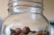 Birch kvass with raisins - an original vitamin drink
