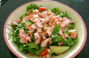 Salad cá hồi: công thức