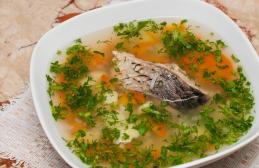How to make fish soup from salmon heads