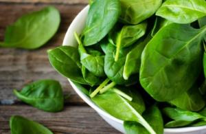 Recipes with fresh spinach, good for weight loss, delicious vegetarian, PP dishes