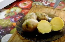 Recipes, potatoes in the microwave, jackets, bags, mashed potatoes, fried, fries, videos, reviews
