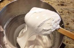 Marshmallow buatan sendiri - resep langkah demi langkah untuk membuat marshmallow