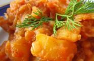 Recept: Pirjani krumpir s mesom